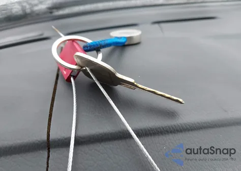 1988 BMW 325 Automatic z USA, uszkodzony, nr VIN WBAAE6400J8823904